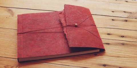 New Wedding Albums Now In! | LoveStruckPhoto / Fun / Boho / Industrial Weddings