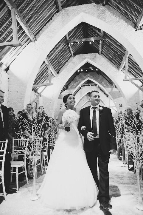 vintage barn wedding, tithe barn wedding, vintage wedding photography