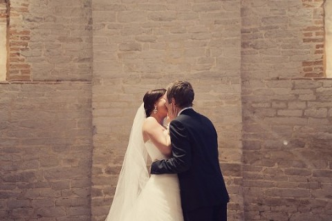vintage barn wedding, tithe barn wedding, vintage wedding photography