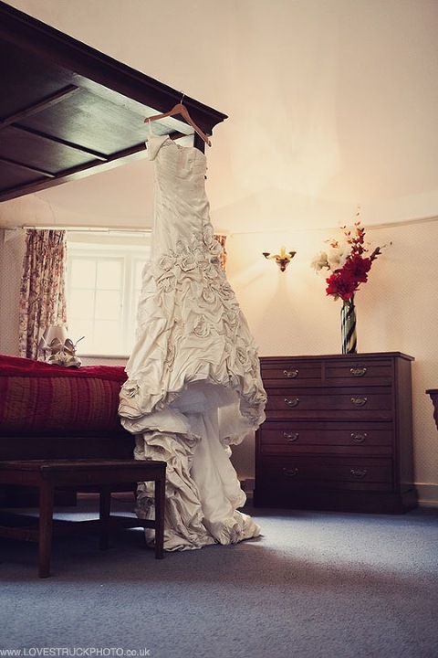 Pekes Manor Sussex Wedding Photography, vintage wedding photography, quirky wedding photography