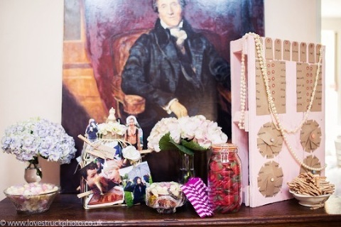 moggerhanger park wedding, country house wedding, quirky wedding photography