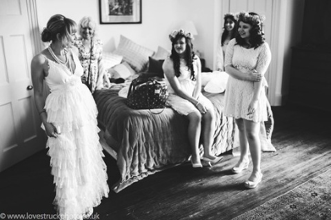moggerhanger park wedding, country house wedding, quirky wedding photography