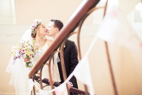 moggerhanger park wedding, moggernanger country house wedding, quirky wedding portraits