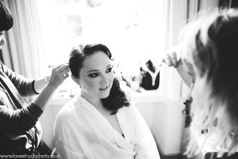 oxfordshire wedding photography, cotswold wedding photography, bridal preparations