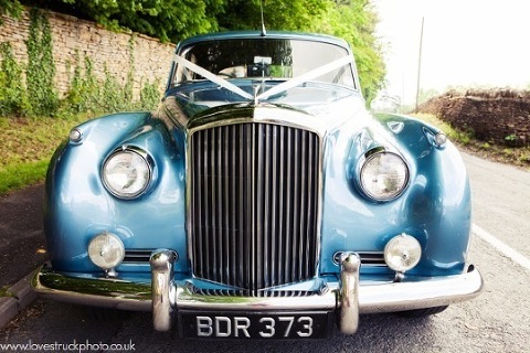 oxfordshire wedding photography, cotswold wedding photography, bridal preparations