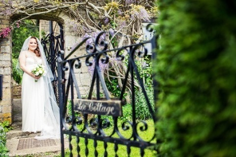 oxfordshire wedding photography, cotswold wedding photography, bridal preparations