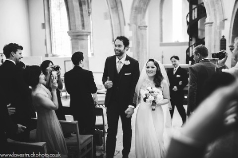 oxfordshire wedding photography, cotswold wedding photography, Charlbury wedding ceremony
