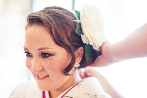 japanese wedding preparations, quirky wedding photography, cripps barn wedding