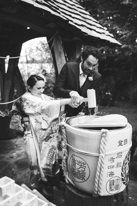 japanese wedding ceremony, quirky wedding photography, cripps barn wedding