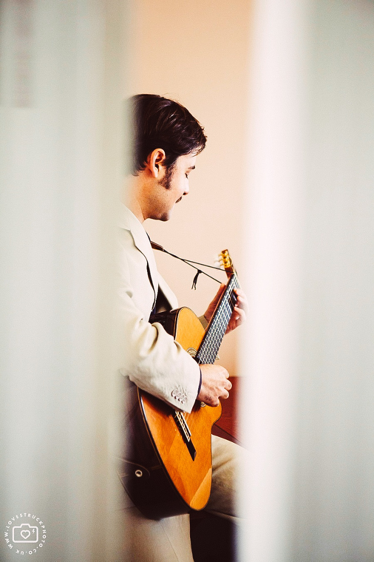 dorset wedding photographer, quirky wedding photography, Symondsbury Manor wedding photography