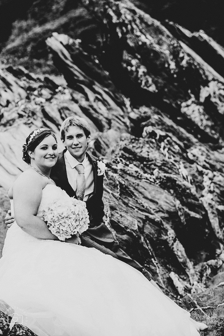 seaside cornwall wedding, seaside wedding portraits