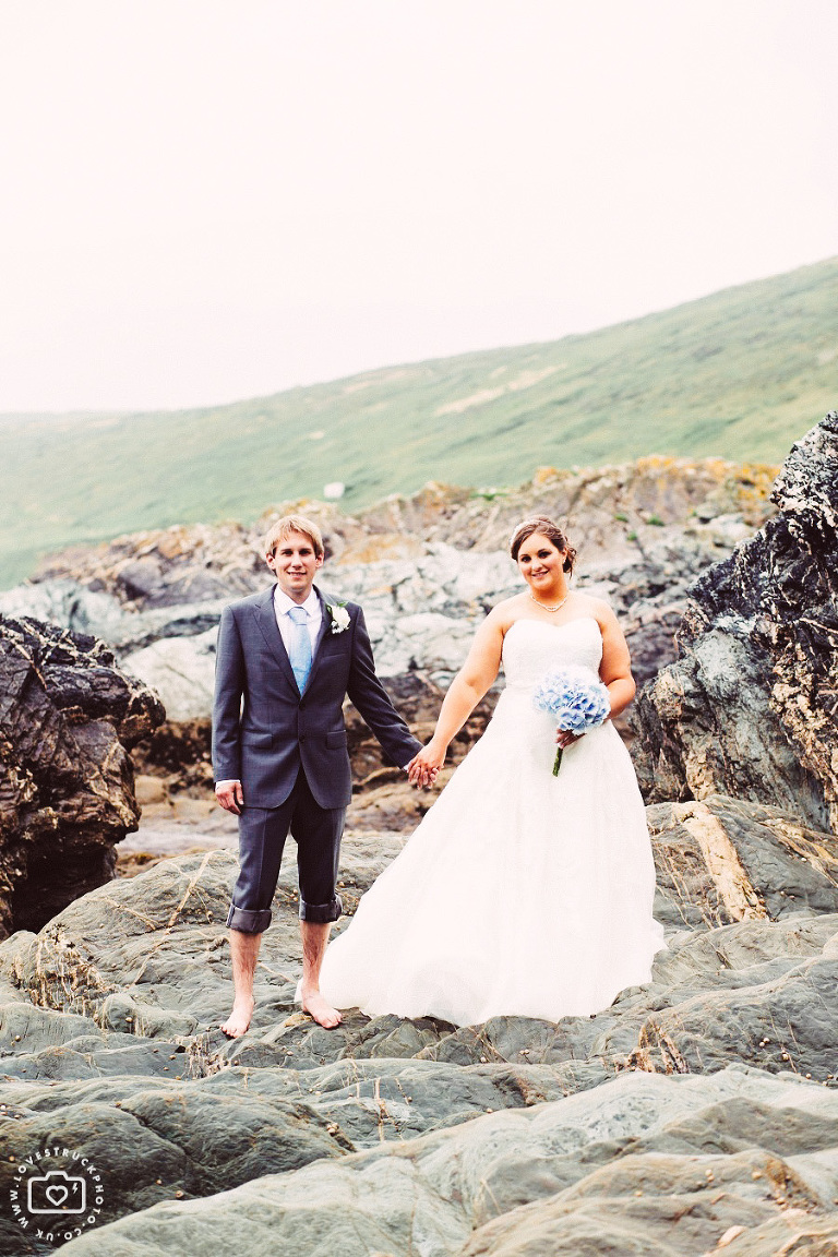 seaside cornwall wedding, seaside wedding portraits