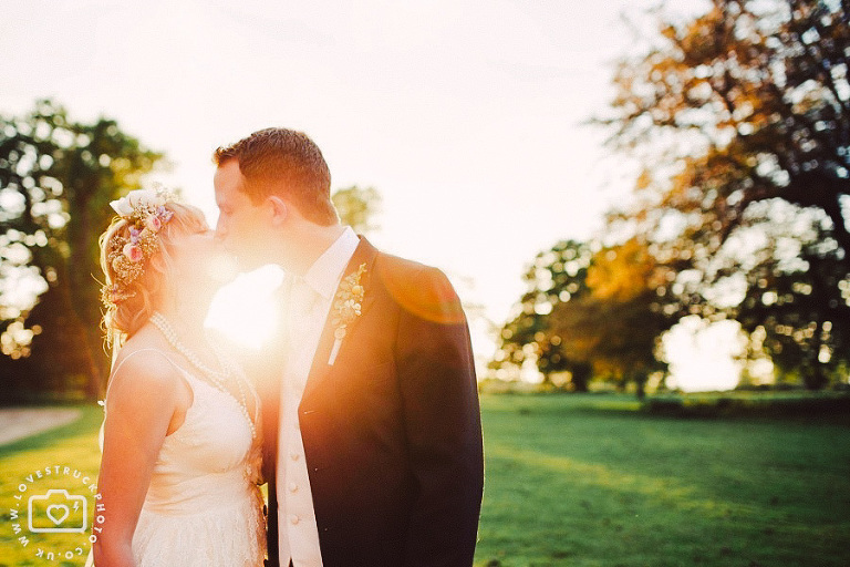 sunset vintage wedding photography portraits