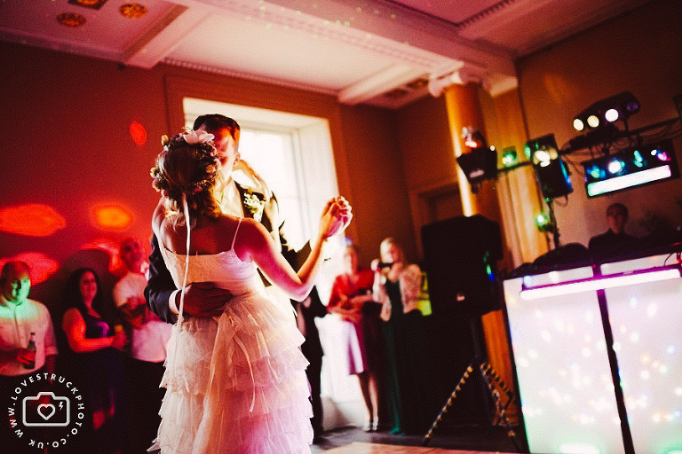 wedding first dance photos