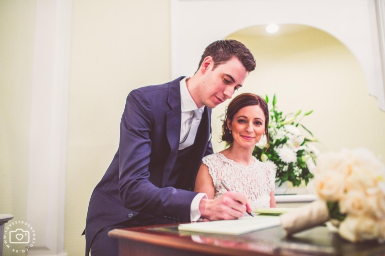 London Kensington & Chelsea Wedding Ceremony, Kensington And Chelsea Registry Office Wedding