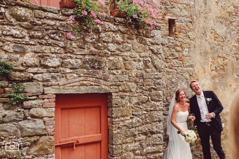 tuscany wedding photographer, castello di gargonza wedding