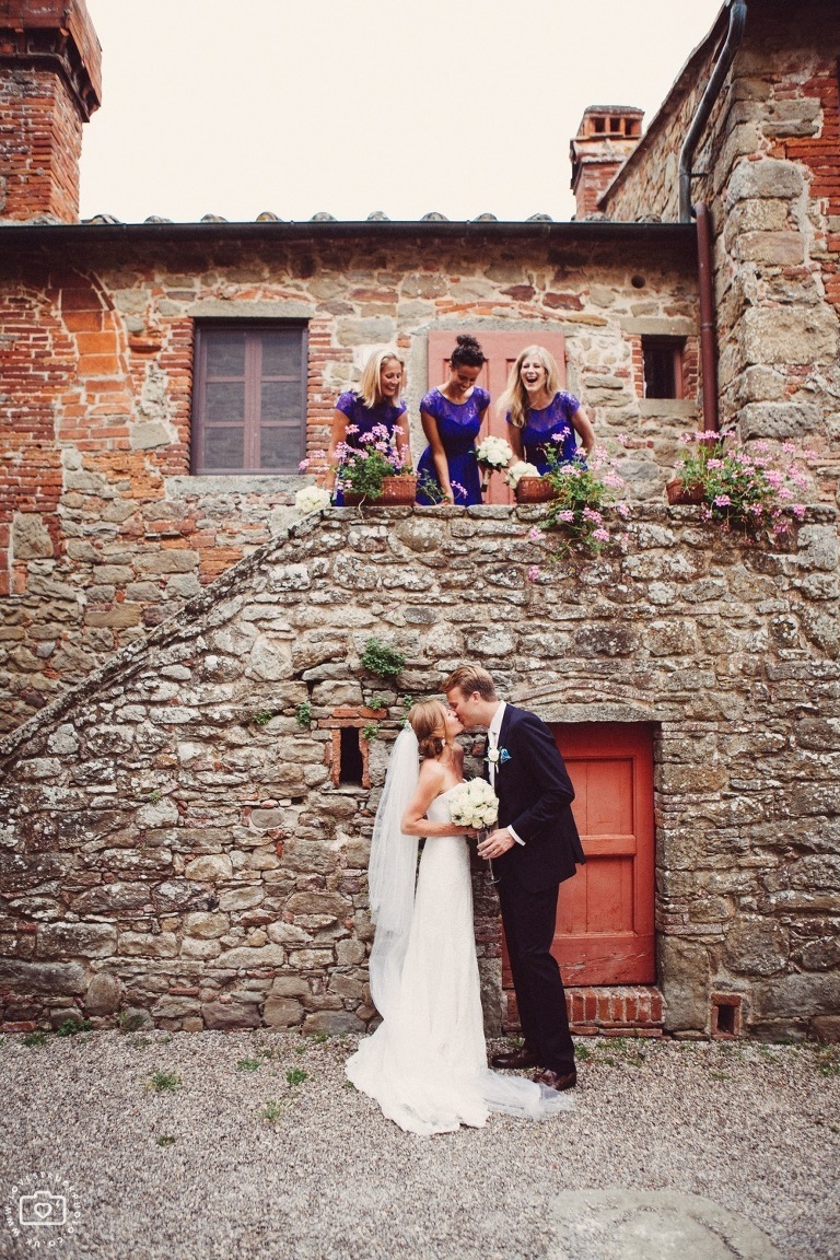 tuscany wedding photographer, castello di gargonza wedding