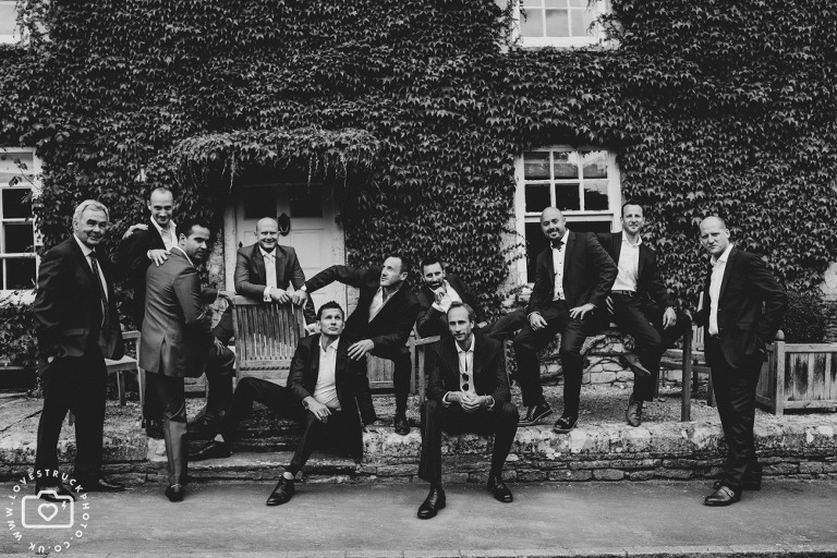 funny groomsmen photos, fun wedding photography