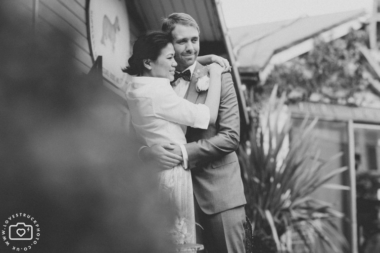 fun wedding photography london, quirky wedding in Kensington