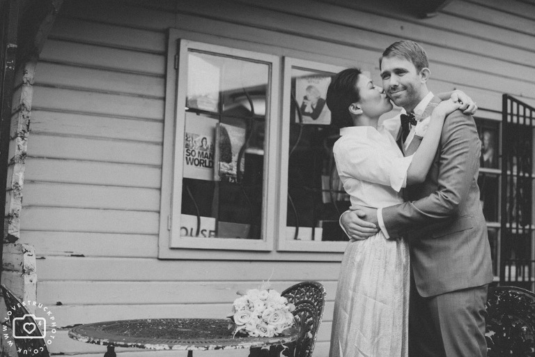 fun wedding photography london, quirky wedding in Kensington