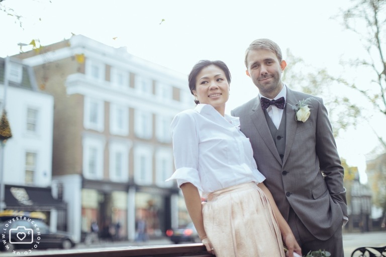 fun wedding photography london, quirky wedding in Kensington
