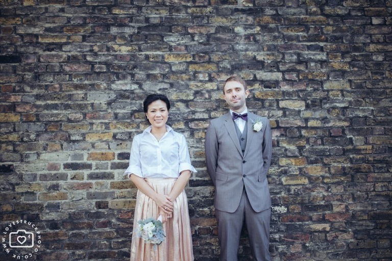fun wedding photography kensington, quirky wedding in kensington, london wedding photographer