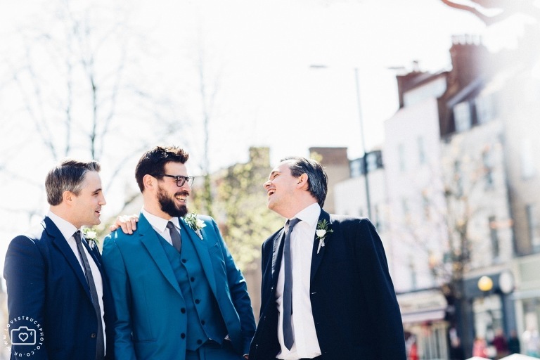 Modern London Wedding, Islington town hall wedding, quirky wedding photography