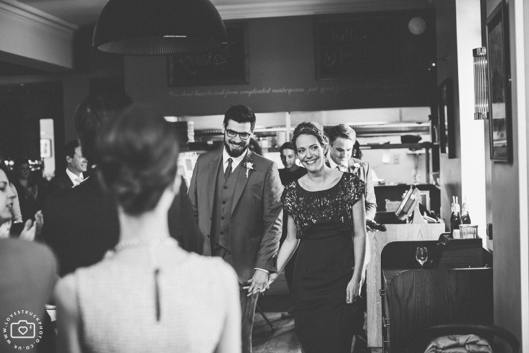 london pub wedding, islington wedding photographer