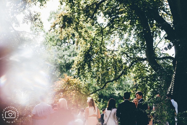 quirky outdoor london wedding, regents park wedding ceremony