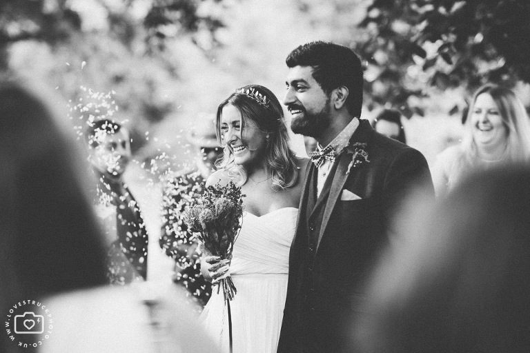 quirky outdoor london wedding, regents park wedding ceremony