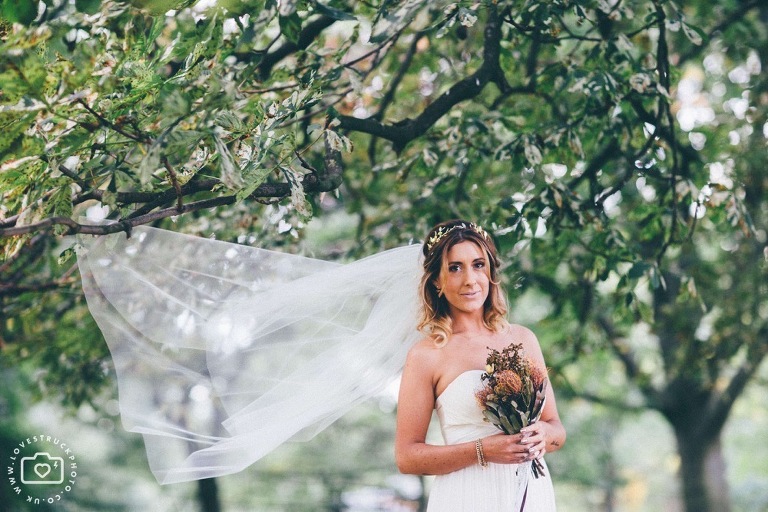 quirky wedding photoshoot in Regents Park London