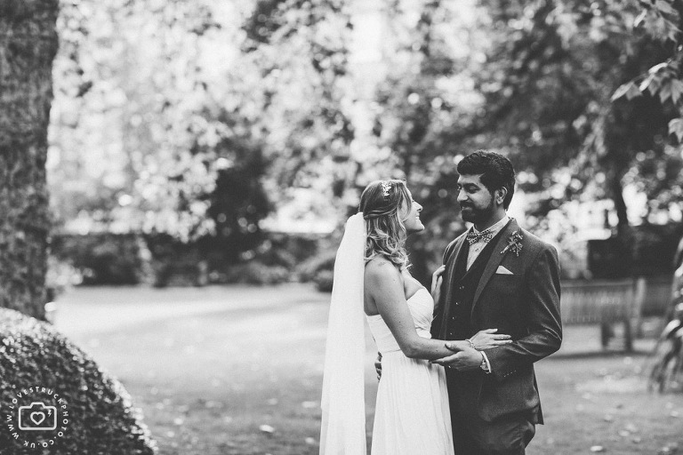 quirky wedding photoshoot in Marylebone, London