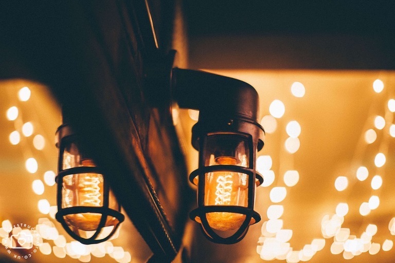 london pub wedding in Marylebone, quirky Industrial wedding pub venue Sir John Balcombe