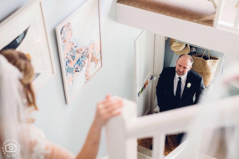 bride getting ready, oxfordshire quirky wedding