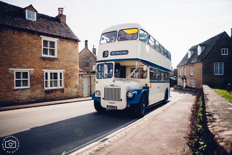charlbury church wedding, oxfordshire wedding photography