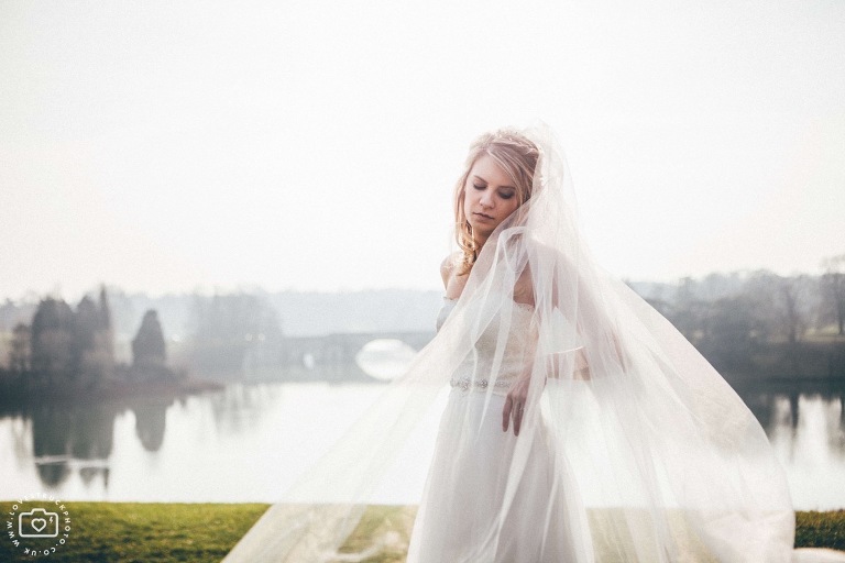 blenheim palace wedding photography, quicky wedding couple photoshoot, oxfordshire wedding portrait shoot, dreamy wedding portraits
