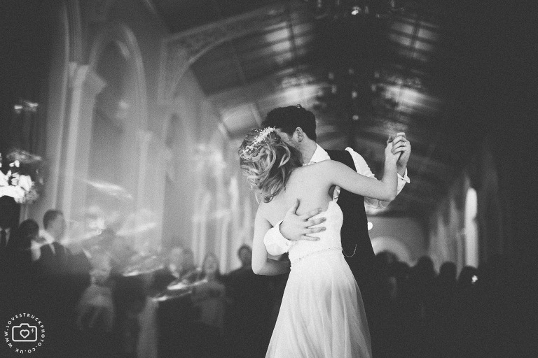 blenheim palace wedding, oxfordshire traditional wedding, english palace wedding, english countryside wedding, the orangery wedding, first dance