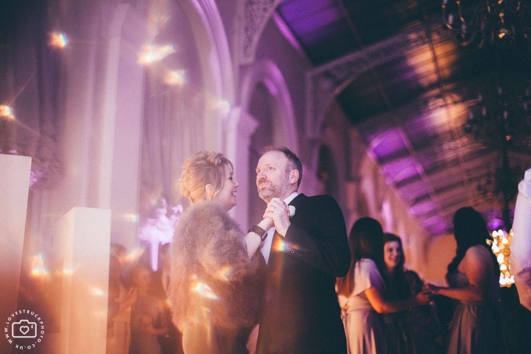 blenheim palace wedding, oxfordshire traditional wedding, english palace wedding, english countryside wedding, the orangery wedding, first dance