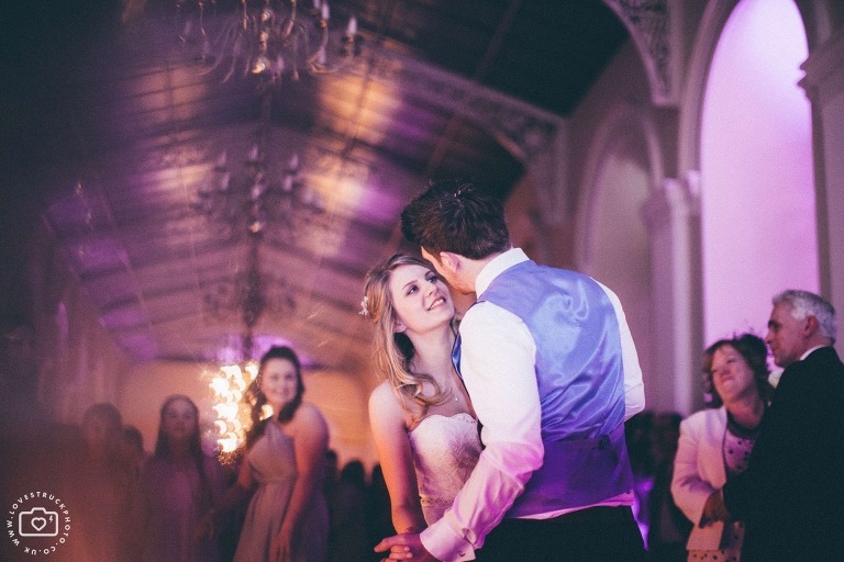 blenheim palace wedding, oxfordshire traditional wedding, english palace wedding, english countryside wedding, the orangery wedding, first dance